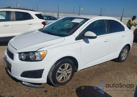 2016 Chevrolet Sonic Lt Auto z USA, uszkodzony, nr VIN 1G1JC5SHXG4169126